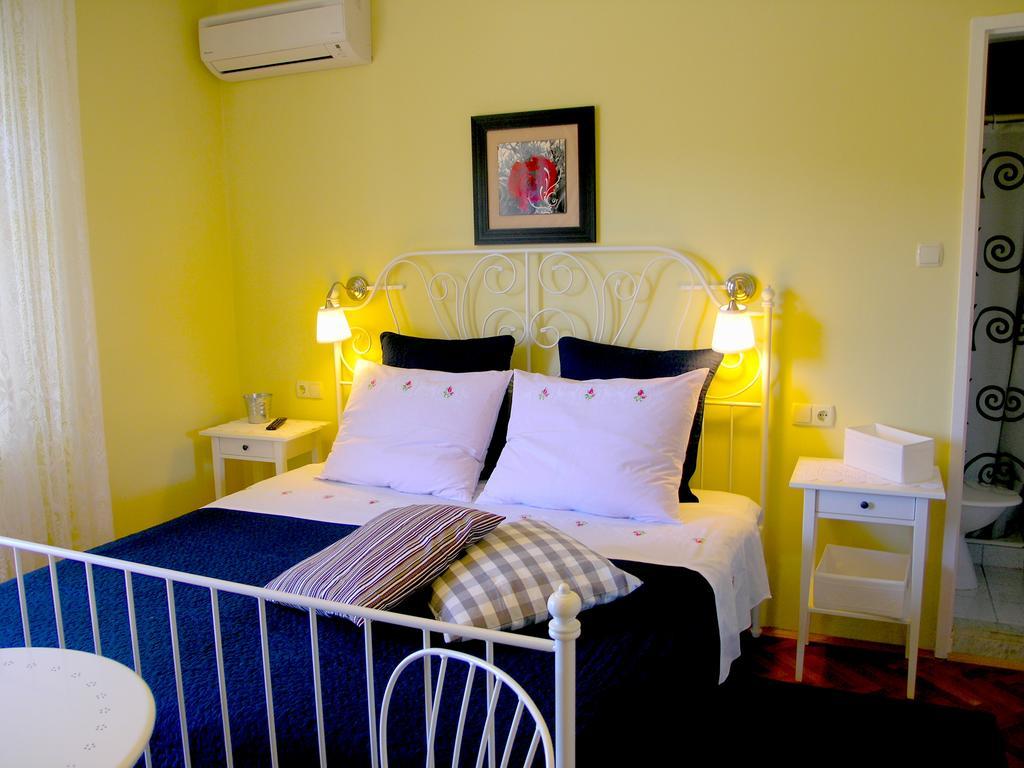 House Rozi Hotel Palit Exterior photo