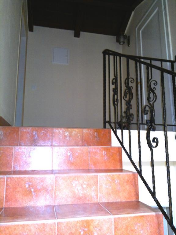 House Rozi Hotel Palit Exterior photo