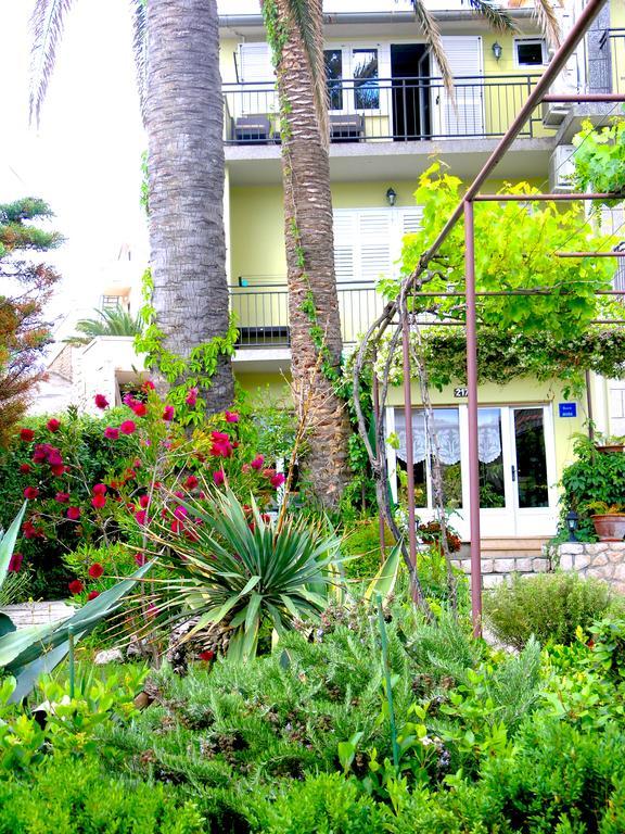 House Rozi Hotel Palit Exterior photo